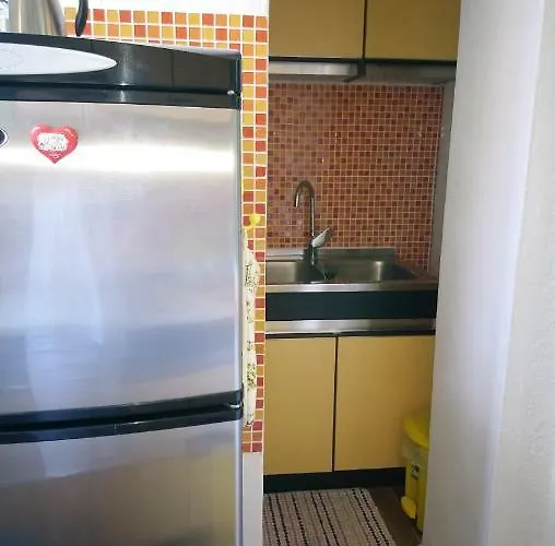 Demi 아파트 스플리트