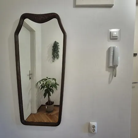Demi Apartment *